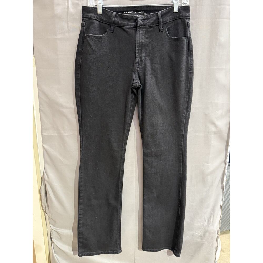 black Old Navy Mid-Rise Wow Boot-Cut jeans. Size 8 TG2286